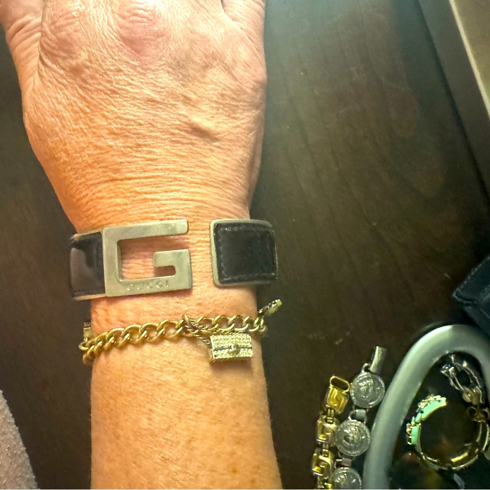 Gucci bracelet